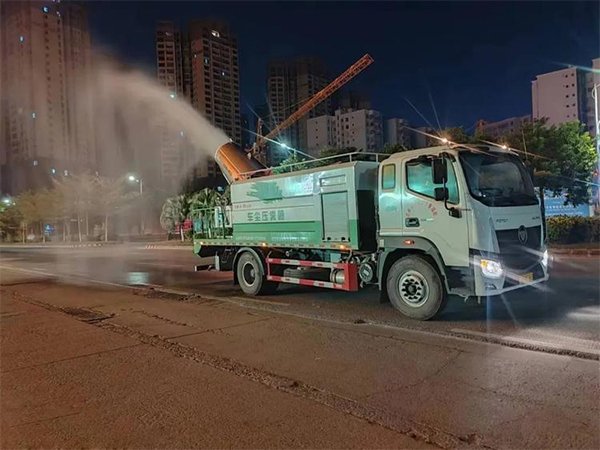 天地美雾炮车，高州市城市大面积快速喷雾消杀