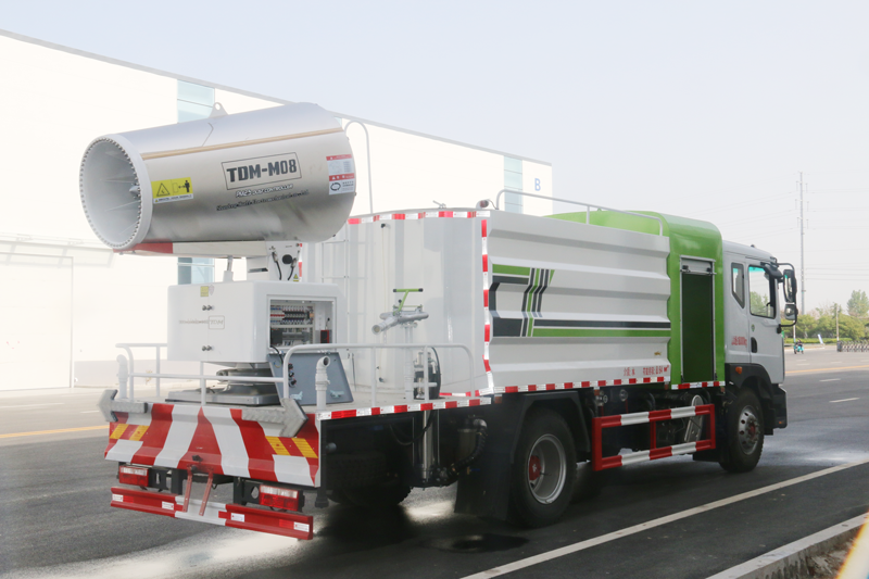 雾炮机冬季使用指南：不仅是抑尘，更是冰雪防控的多面手